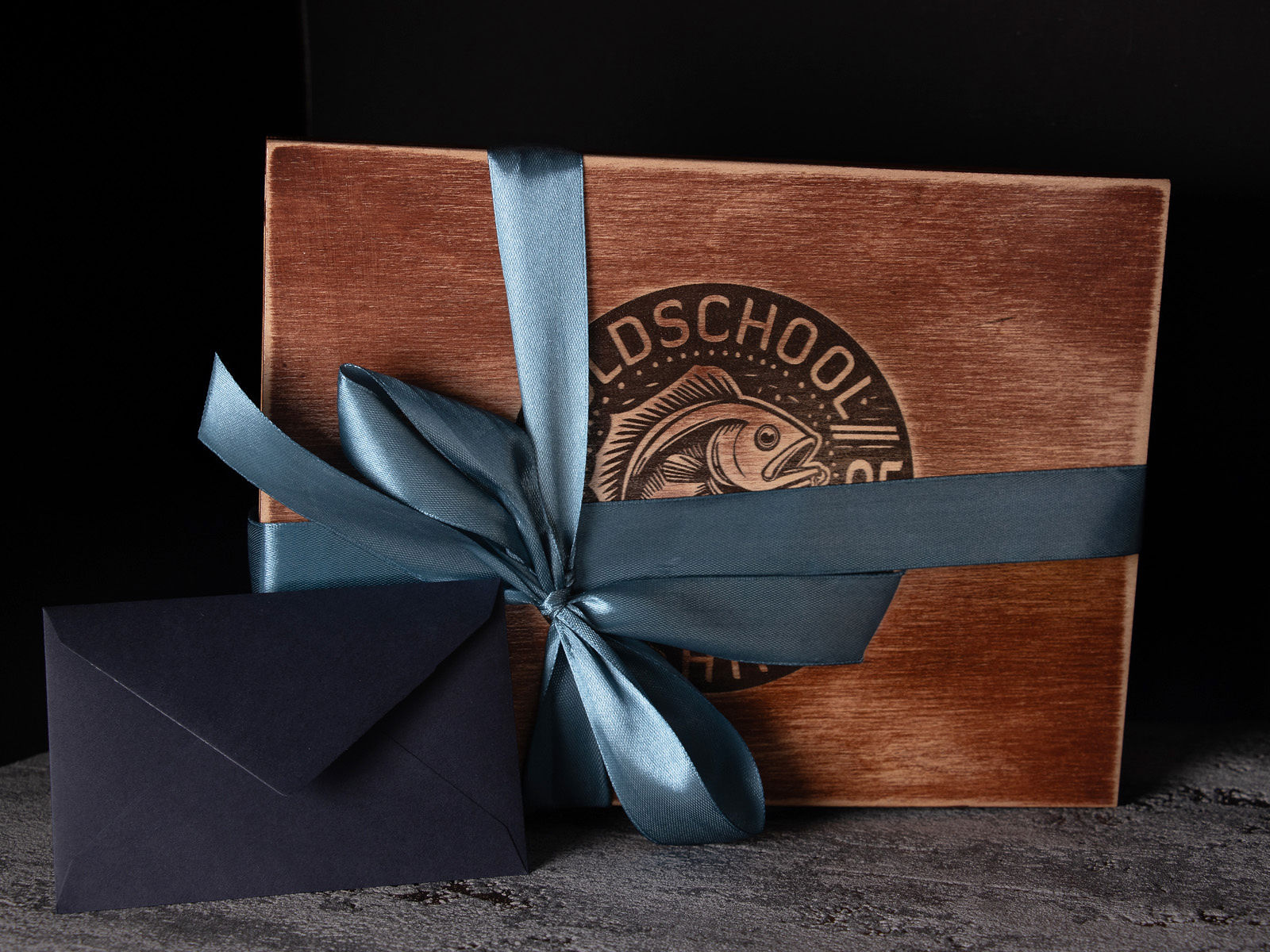 MEDIUM RIVER BOX POLIERTE BRONZE