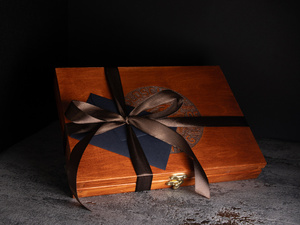 MEDIUM RIVER BOX MAHAGONI