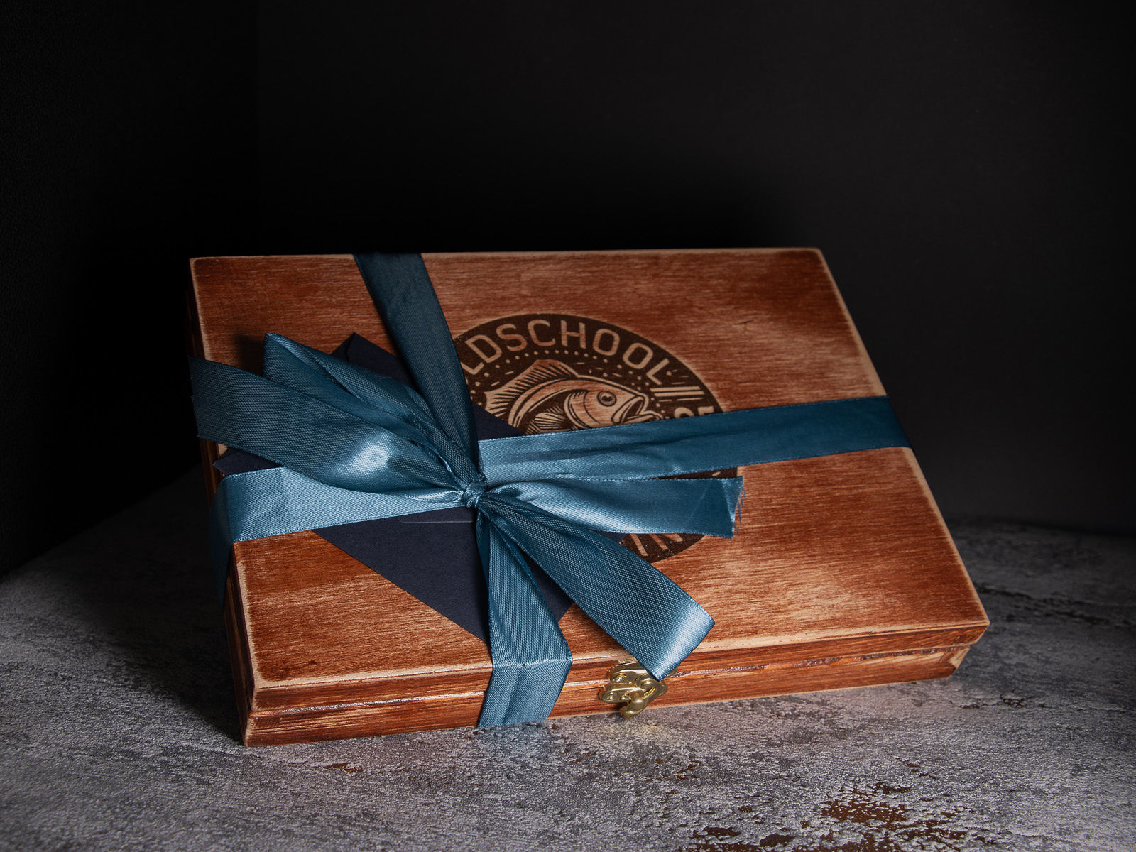 MEDIUM RIVER BOX POLIERTE BRONZE